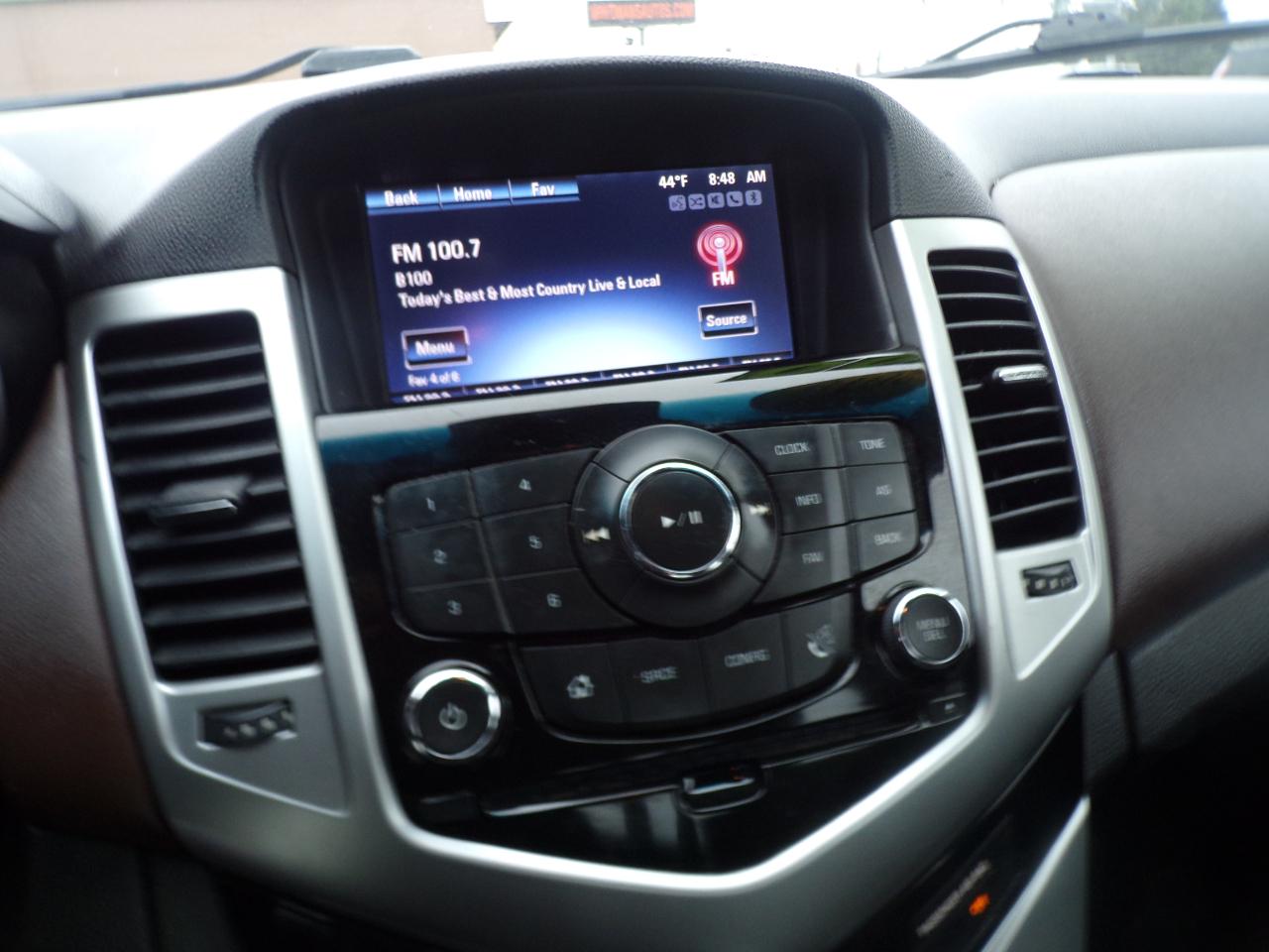 Chevrolet Cruze 2LT Auto 2015