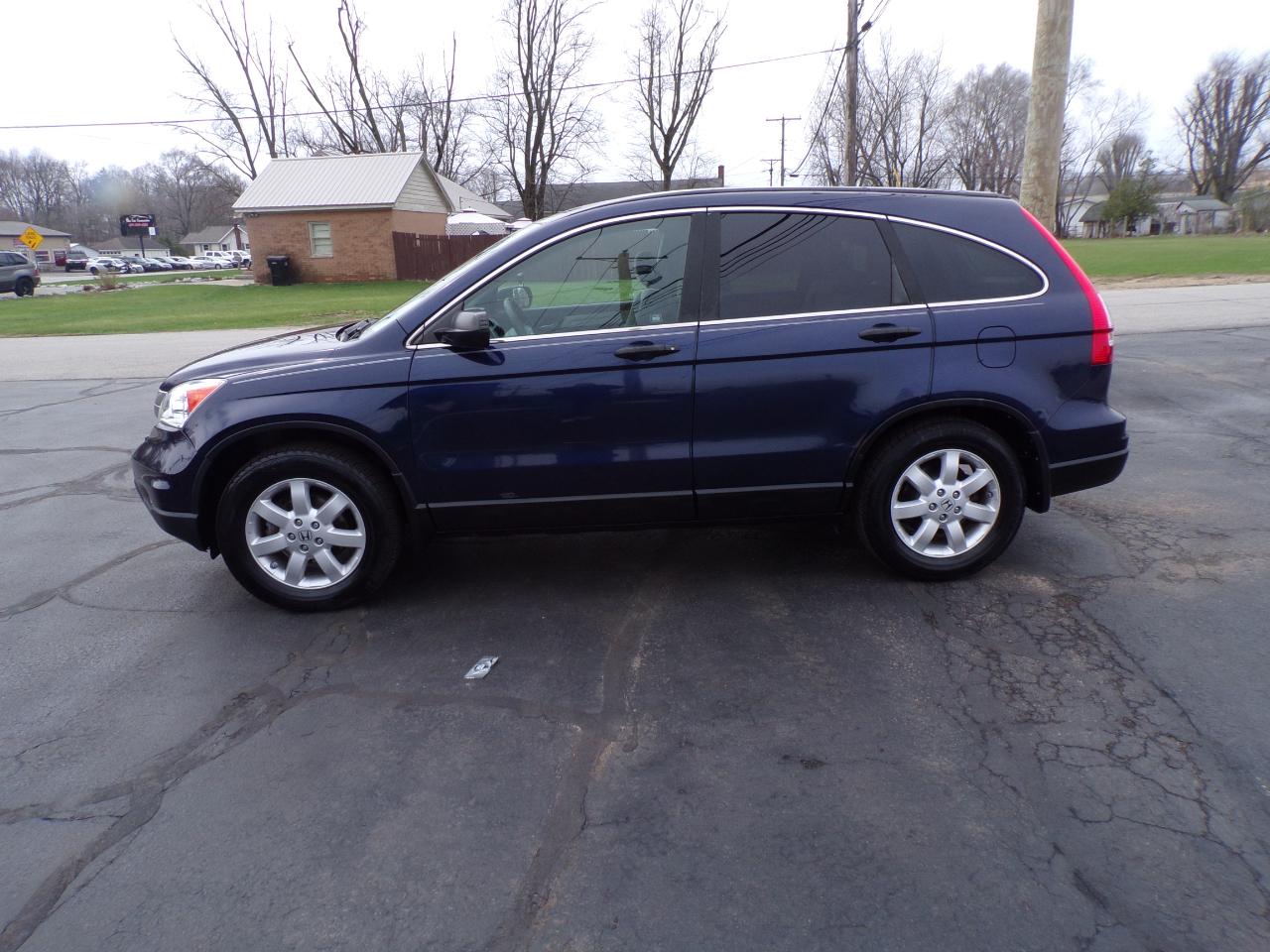 Honda CR-V SE 4WD 5-Speed AT 2011