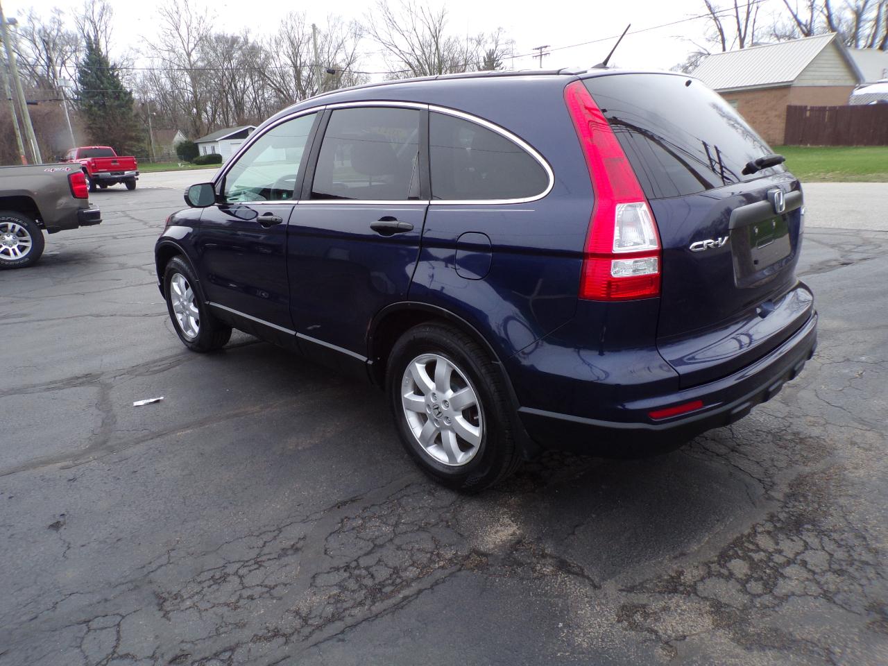 Honda CR-V SE 4WD 5-Speed AT 2011