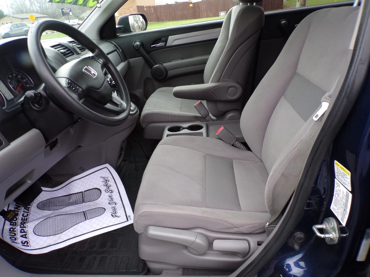 Honda CR-V SE 4WD 5-Speed AT 2011