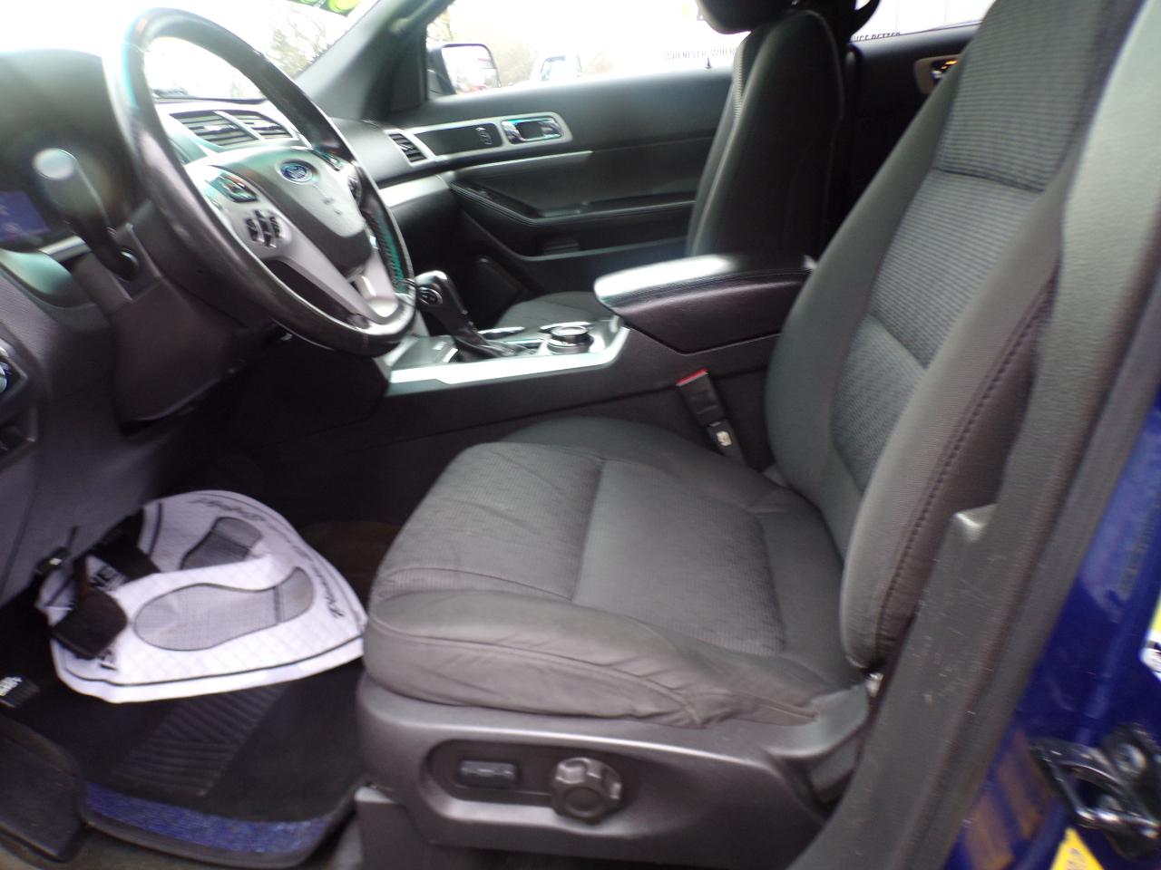 Ford Explorer XLT 4WD 2013