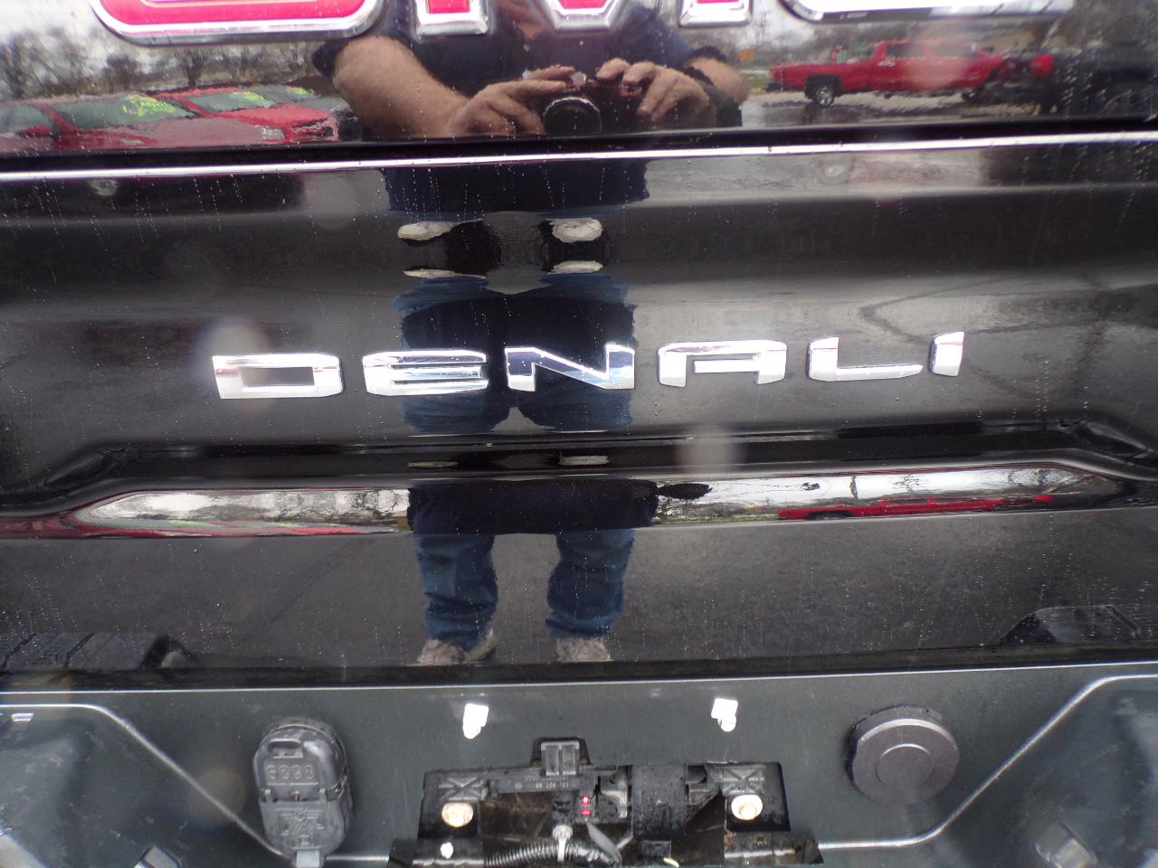 GMC Sierra 1500 Denali Crew Cab 4WD SWB 2020