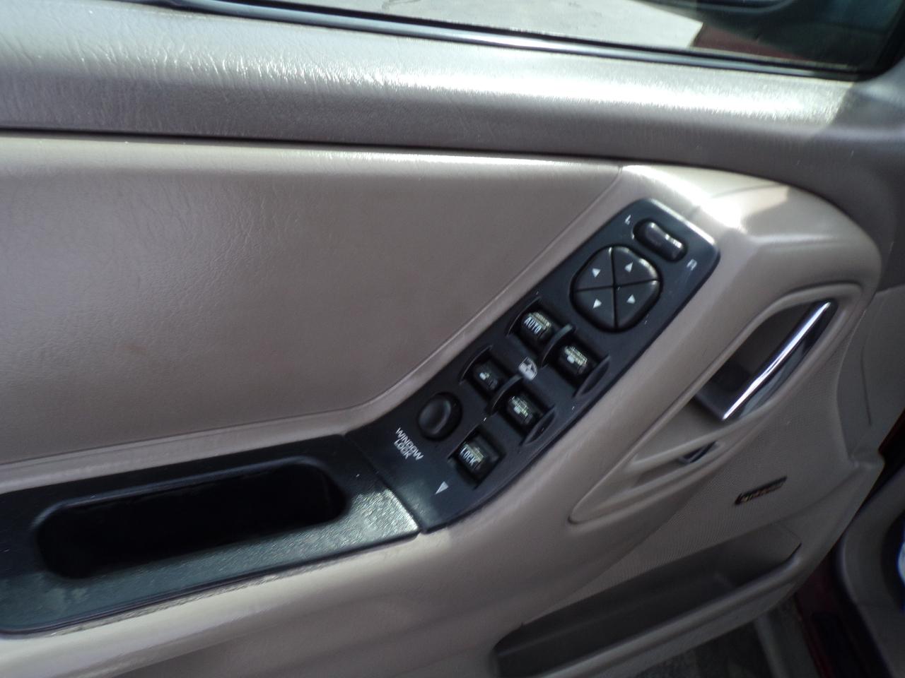 Jeep Grand Cherokee Laredo 4WD 2000