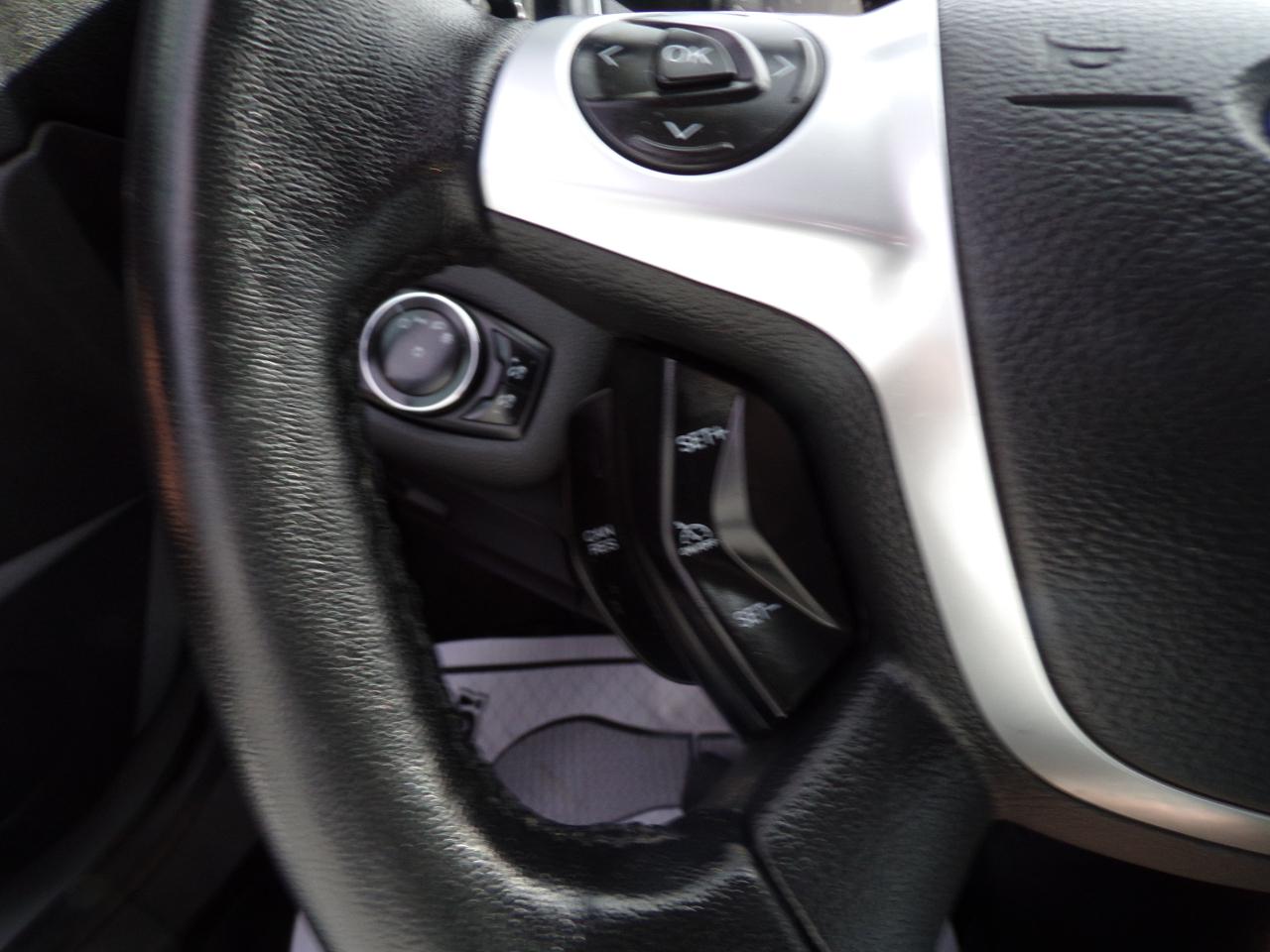 Ford Escape SEL 4WD 2013