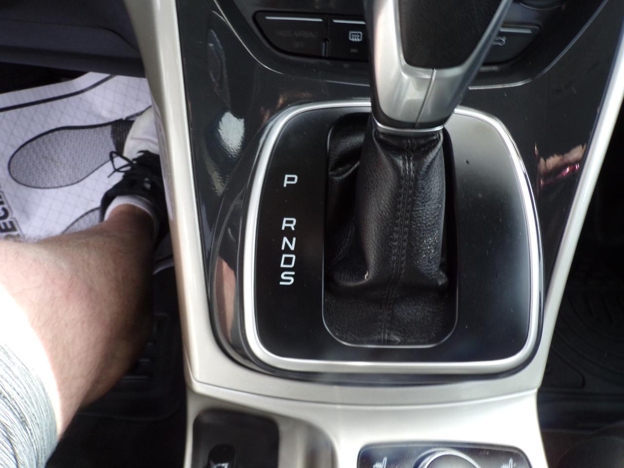 Ford Escape SEL 4WD 2013