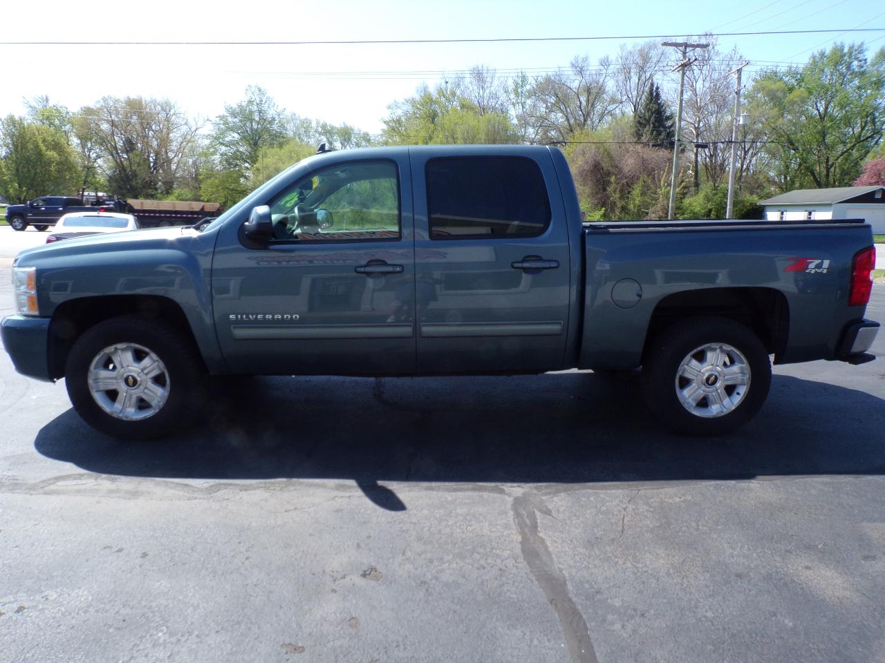 Chevrolet Silverado 1500 LTZ Crew Cab 4WD 2012