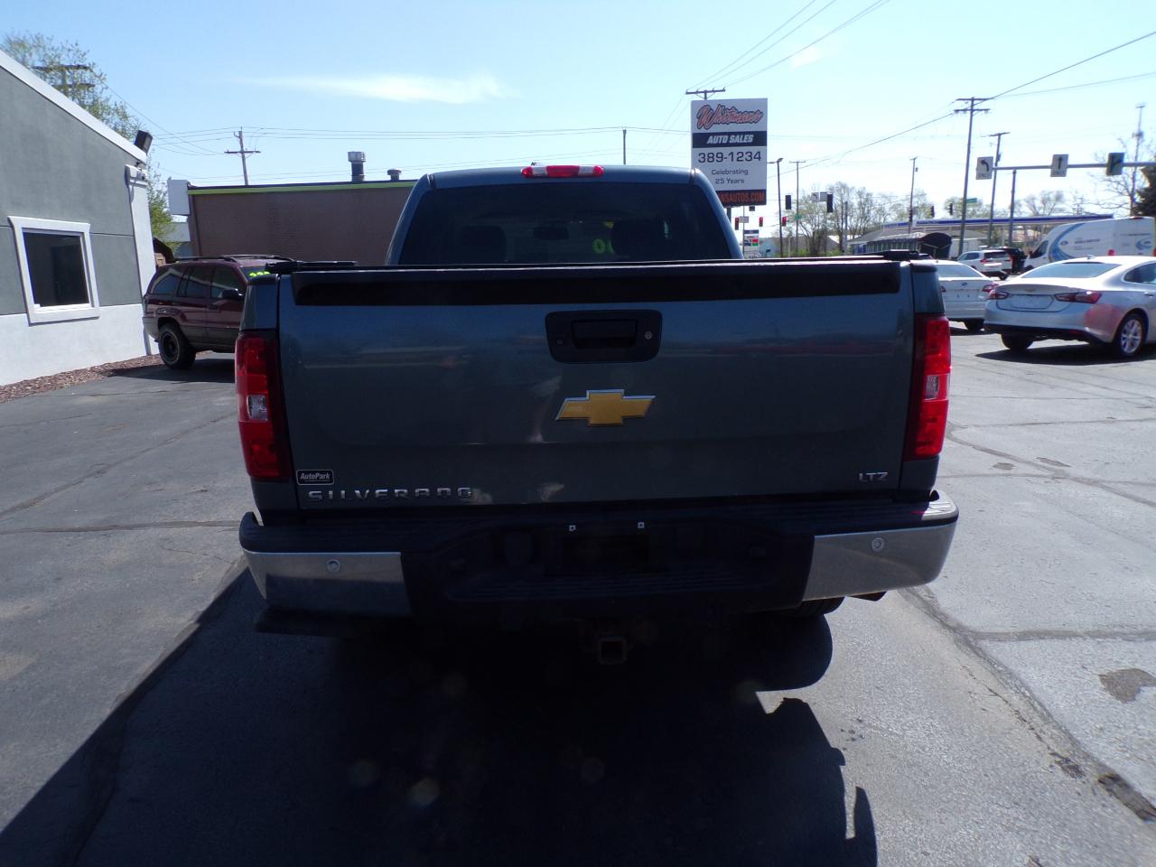 Chevrolet Silverado 1500 LTZ Crew Cab 4WD 2012