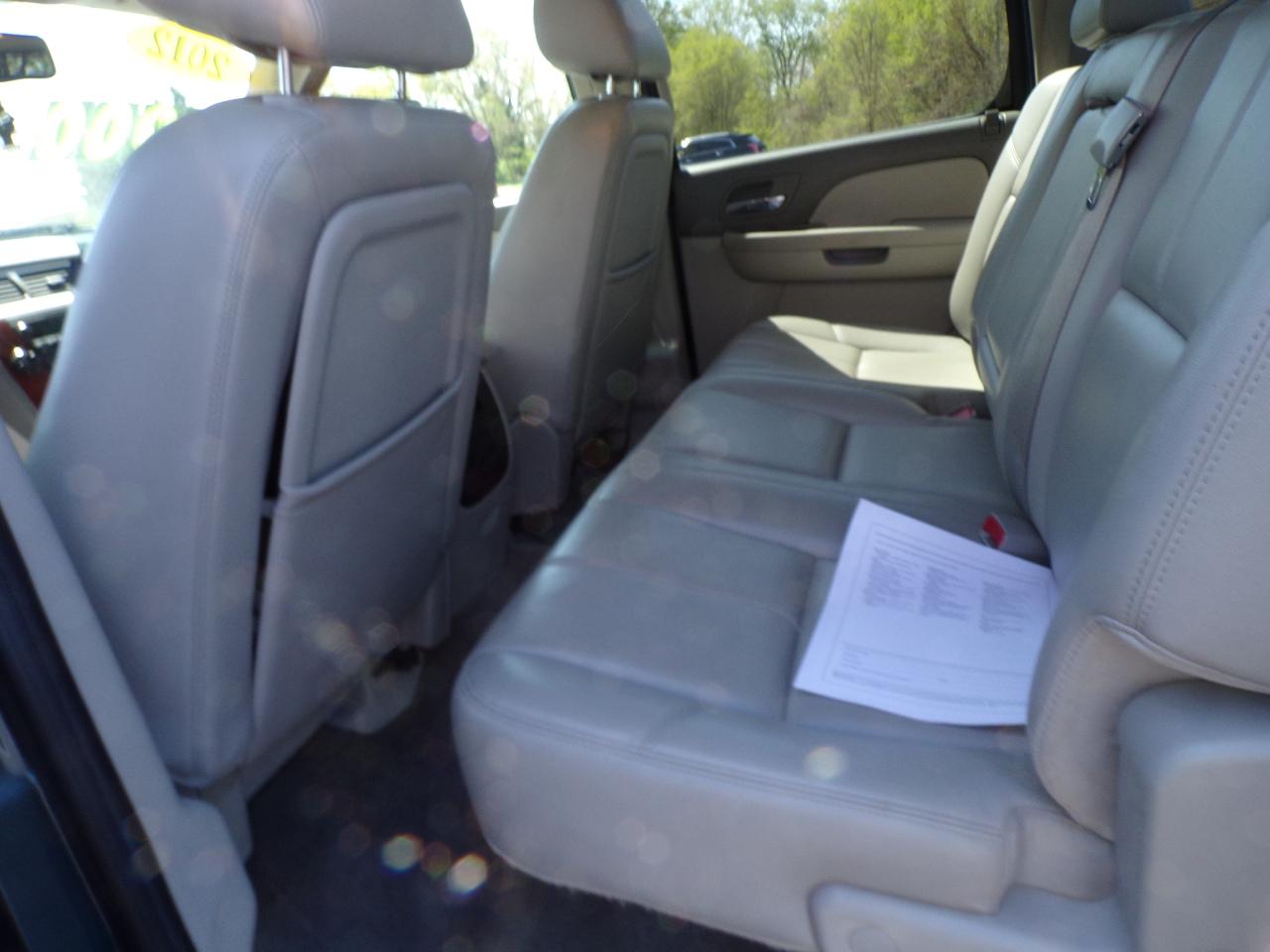 Chevrolet Silverado 1500 LTZ Crew Cab 4WD 2012