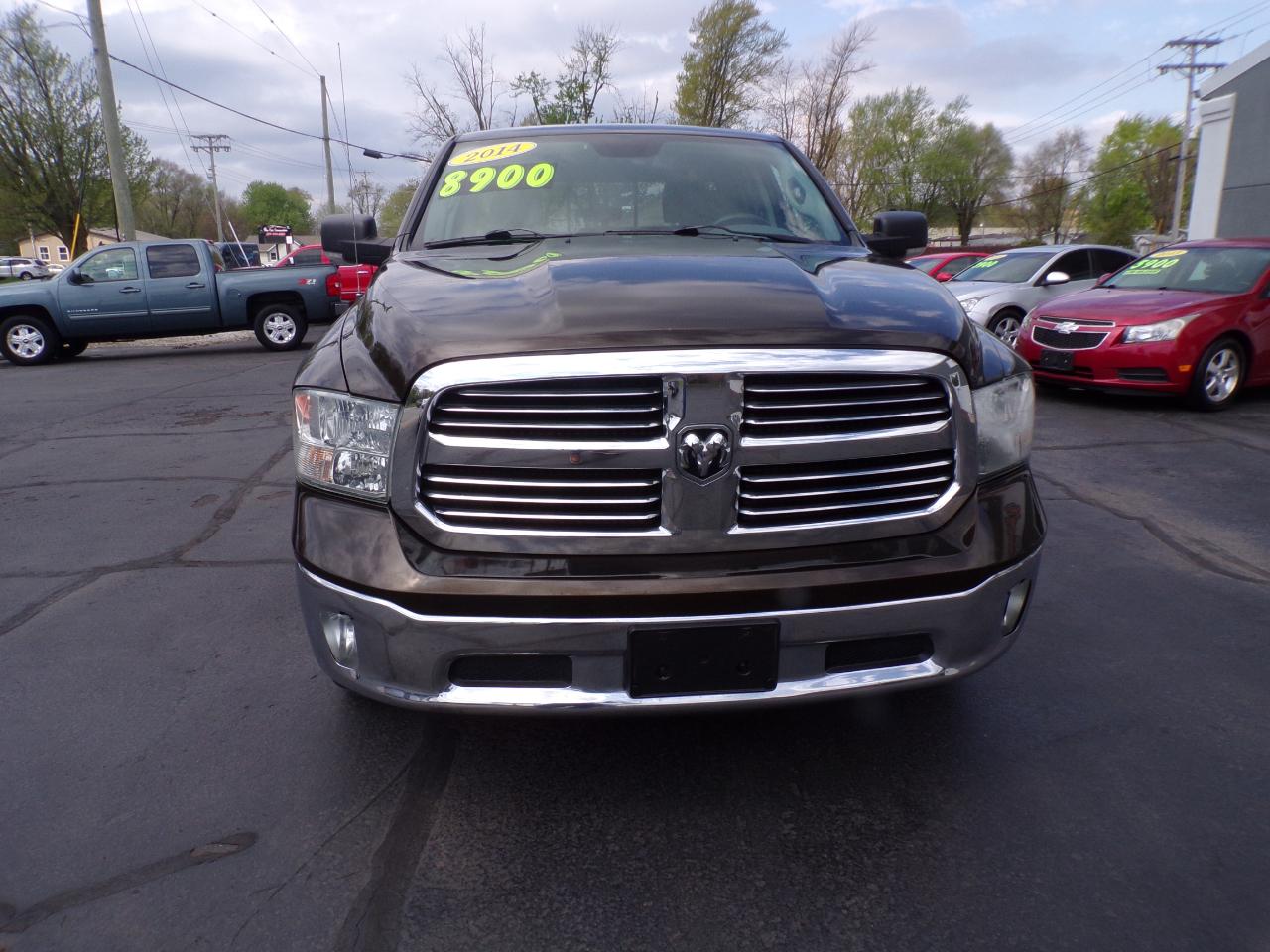 RAM 1500 SLT Quad Cab 4WD 2014