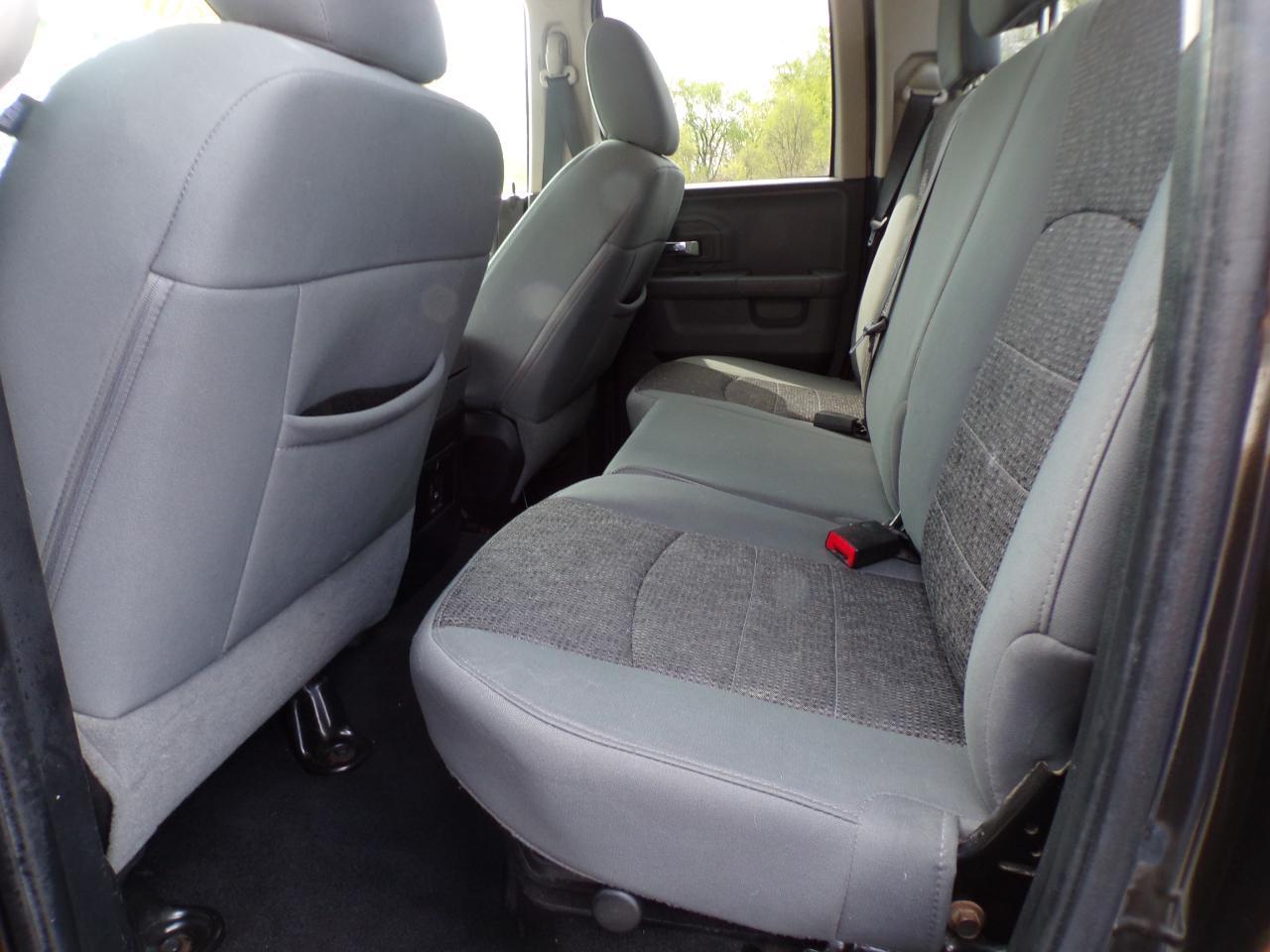 RAM 1500 SLT Quad Cab 4WD 2014