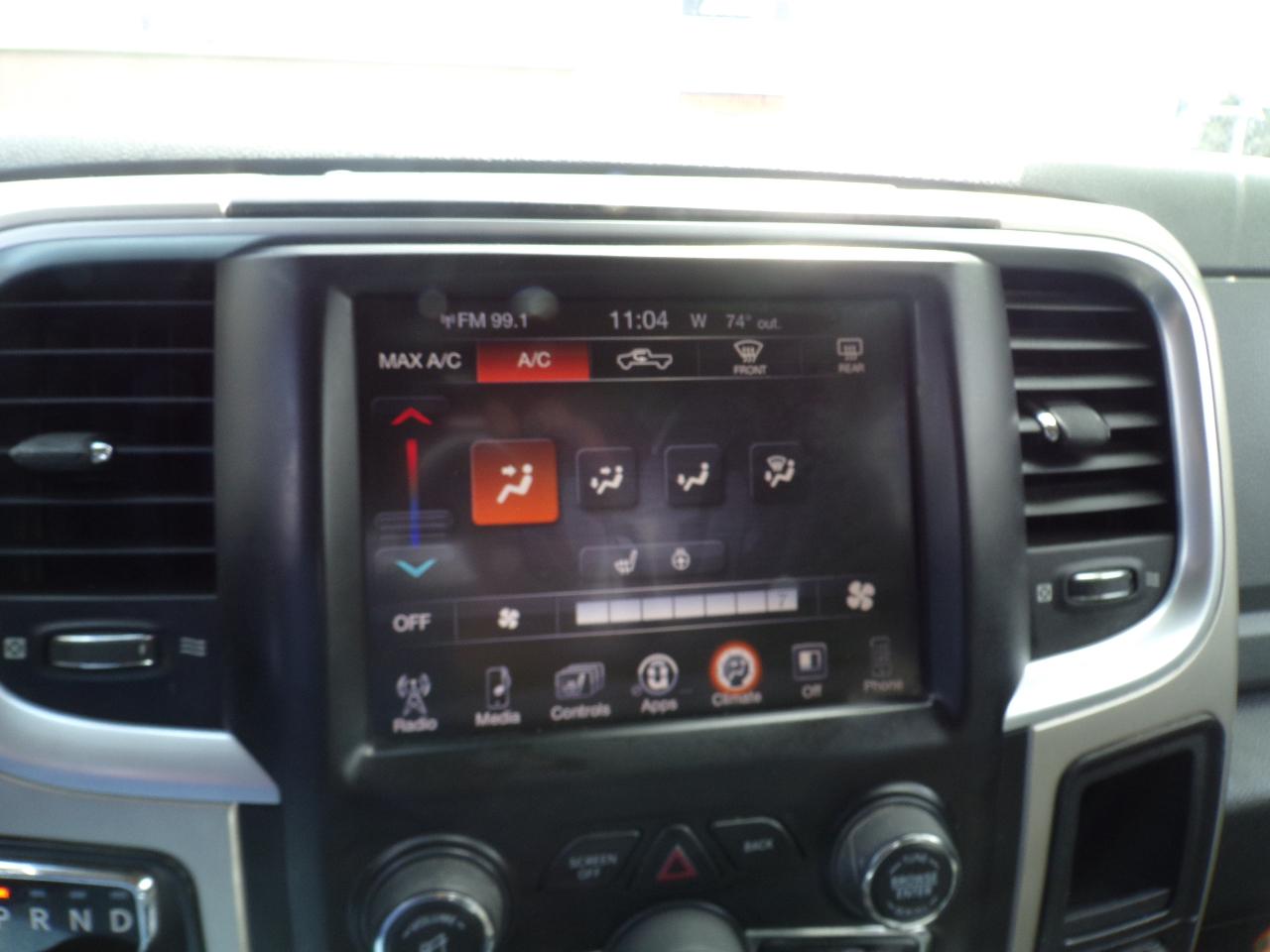 RAM 1500 SLT Quad Cab 4WD 2014