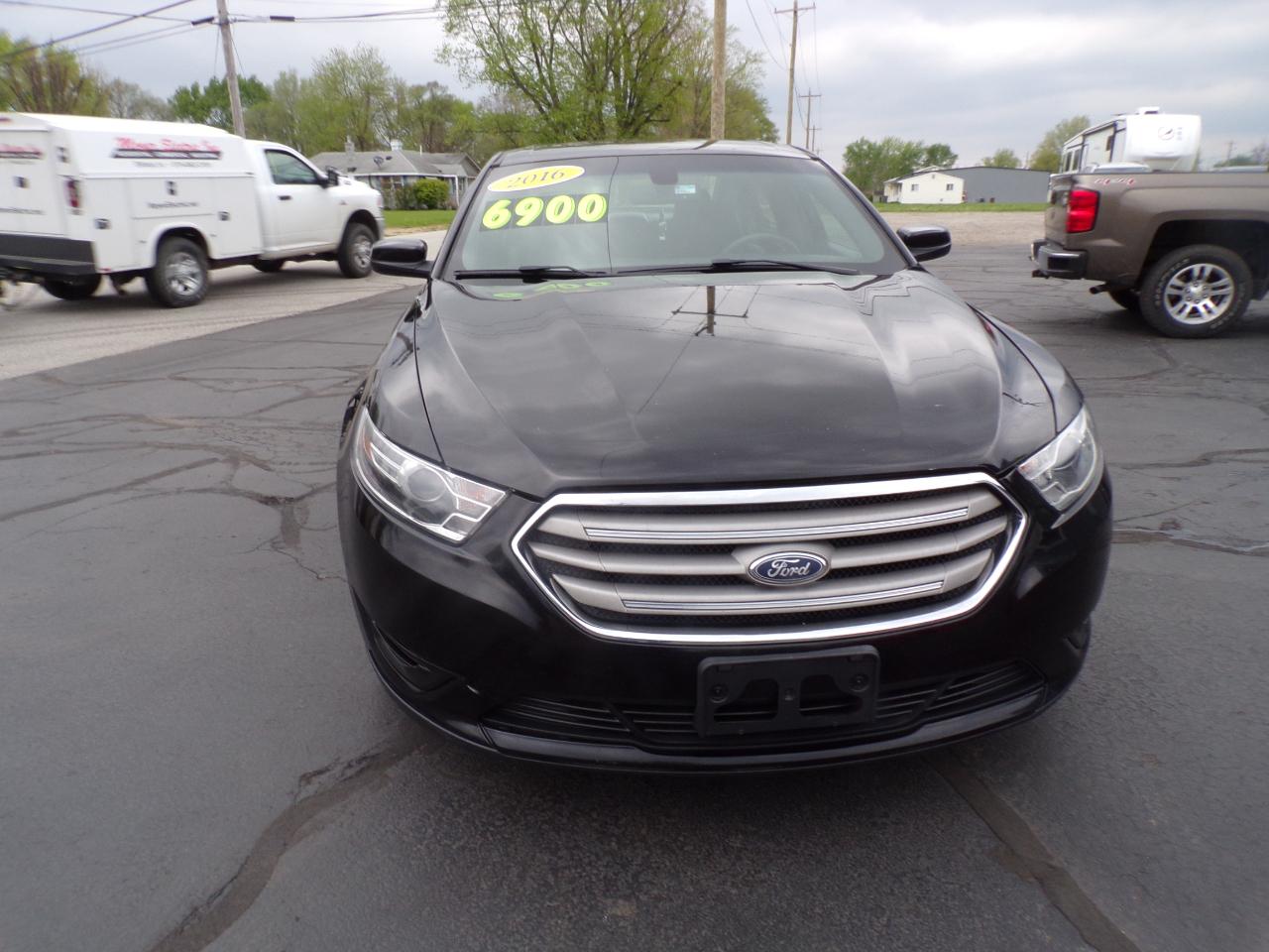 Ford Taurus SEL FWD 2016
