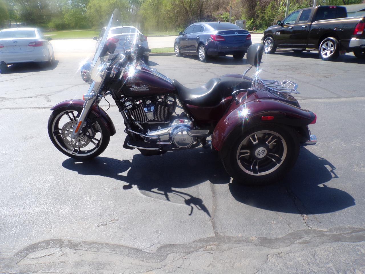 Harley-Davidson FLRT  2022