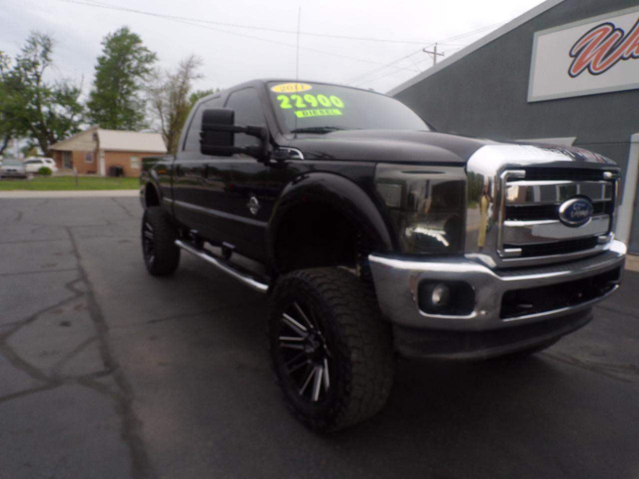 Ford F-250 SD Lariat Crew Cab Short Bed 4WD 2011