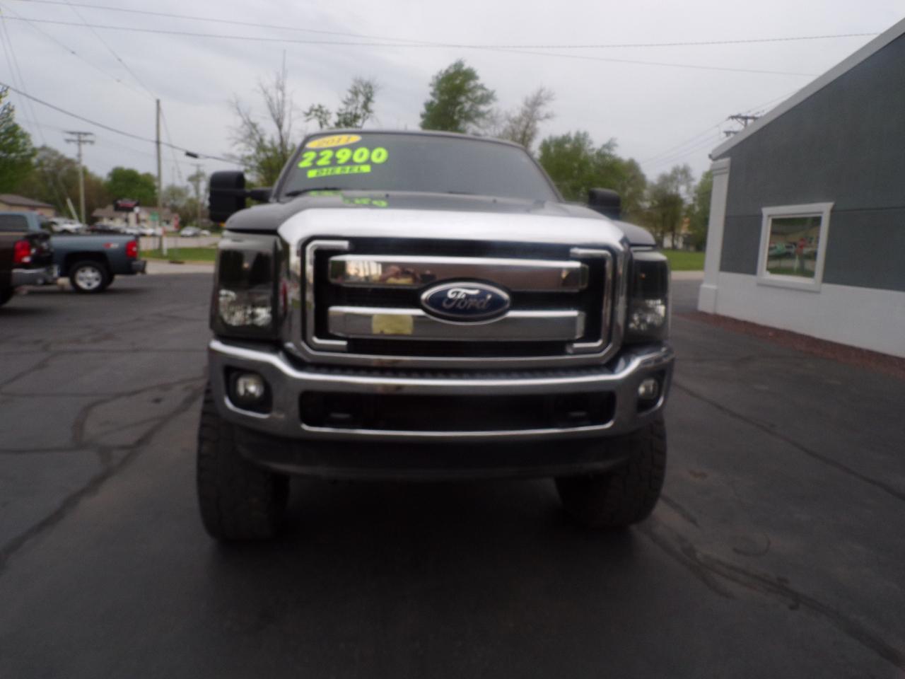 Ford F-250 SD Lariat Crew Cab Short Bed 4WD 2011