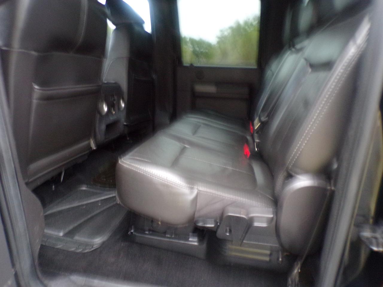 Ford F-250 SD Lariat Crew Cab Short Bed 4WD 2011