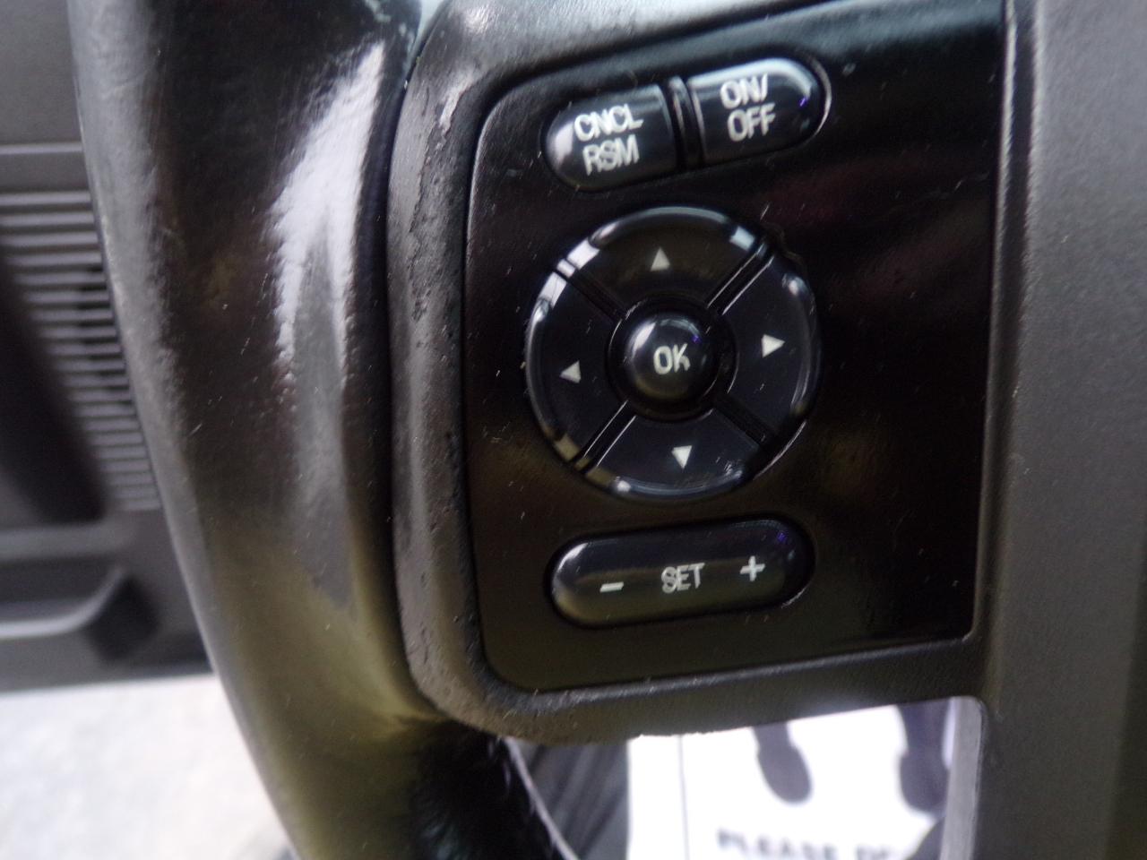 Ford F-250 SD Lariat Crew Cab Short Bed 4WD 2011