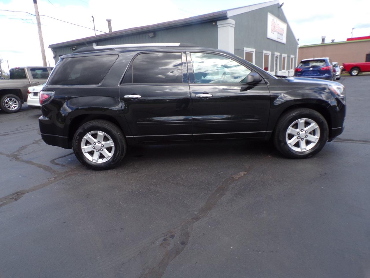 GMC Acadia SLE-2 FWD 2013