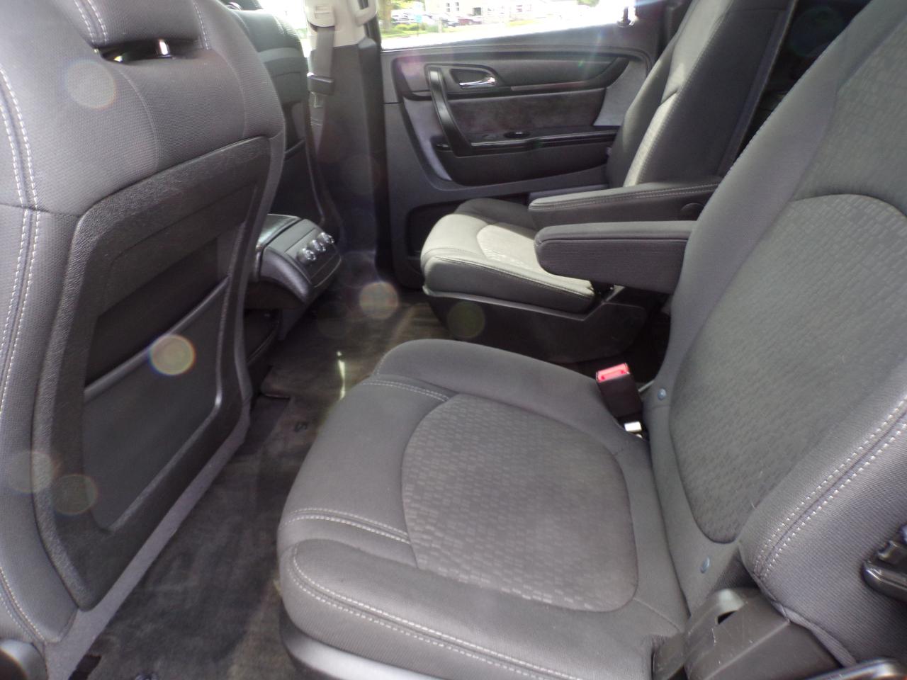 GMC Acadia SLE-2 FWD 2013