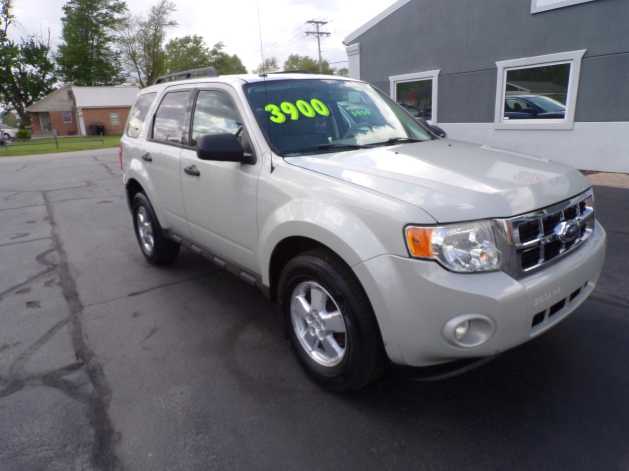 Ford Escape XLT 4WD I4 2009