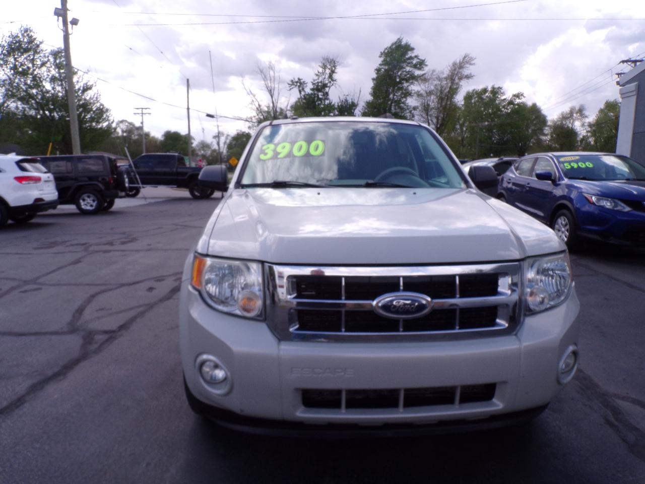 Ford Escape XLT 4WD I4 2009