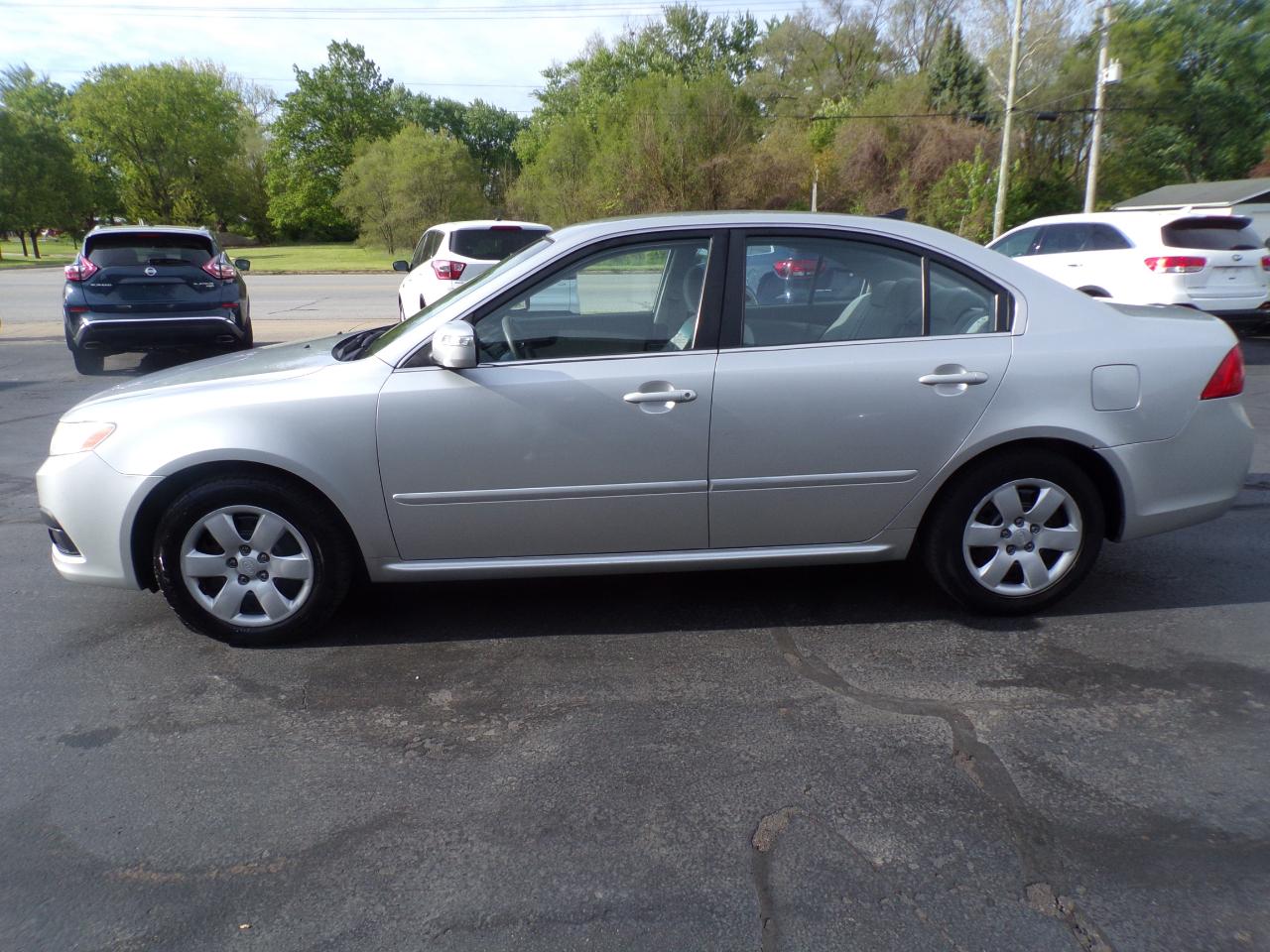 Kia Optima LX 2010