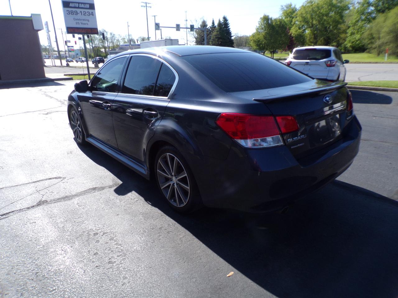 Subaru Legacy 2.5i Premium 2013