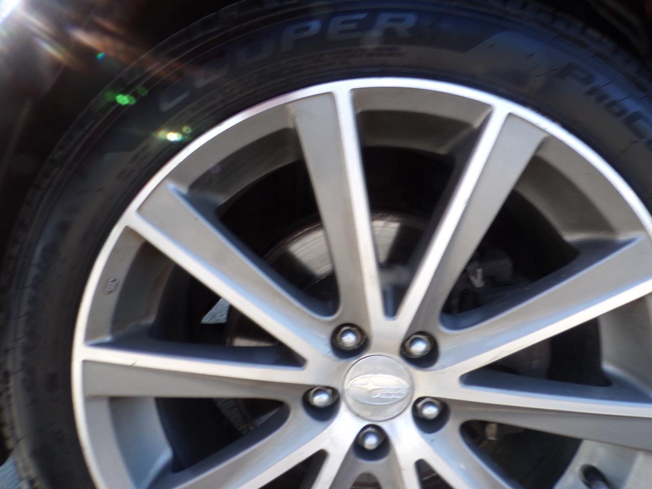 Subaru Legacy 2.5i Premium 2013