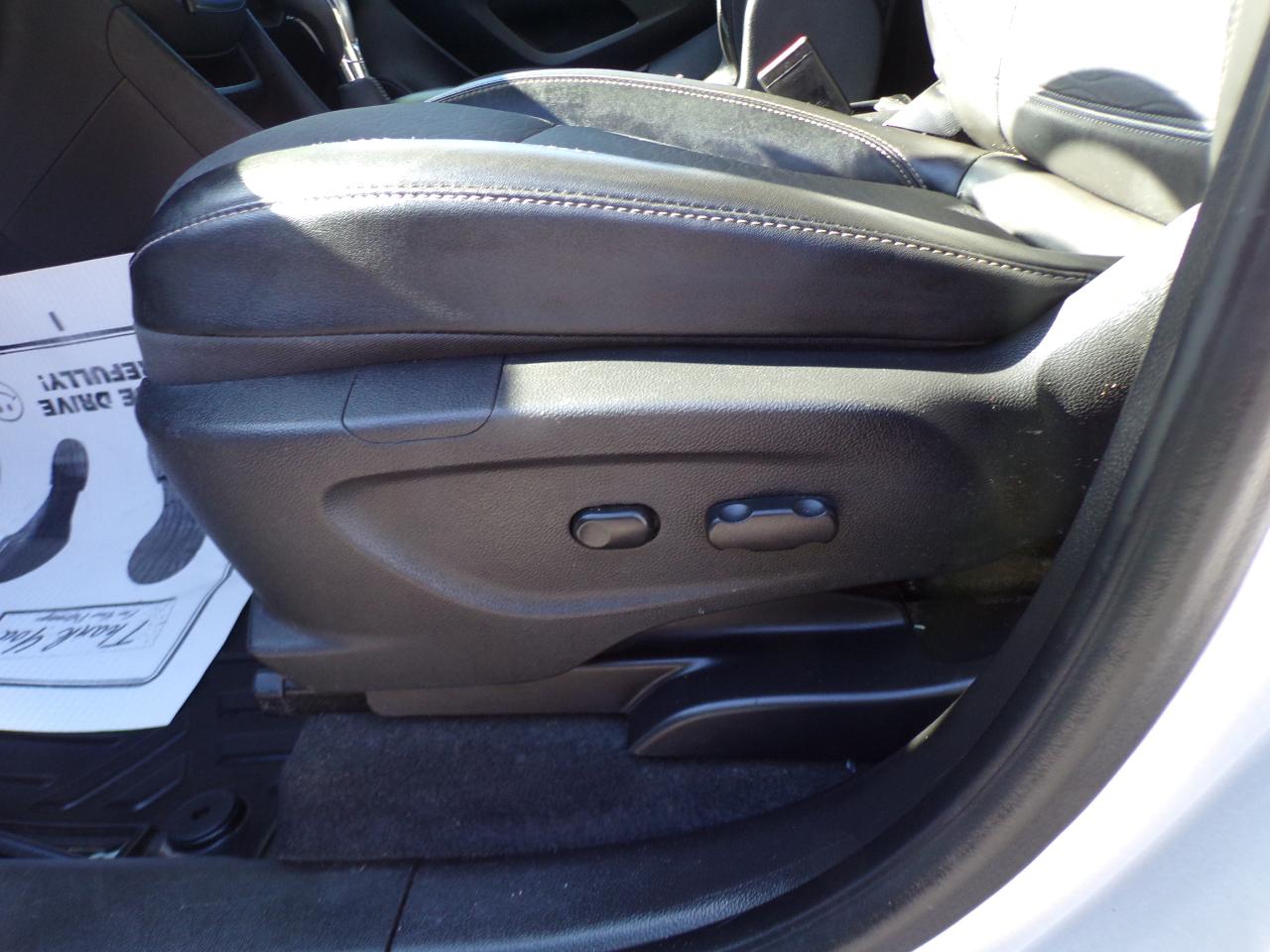 Buick Encore Base FWD 2015