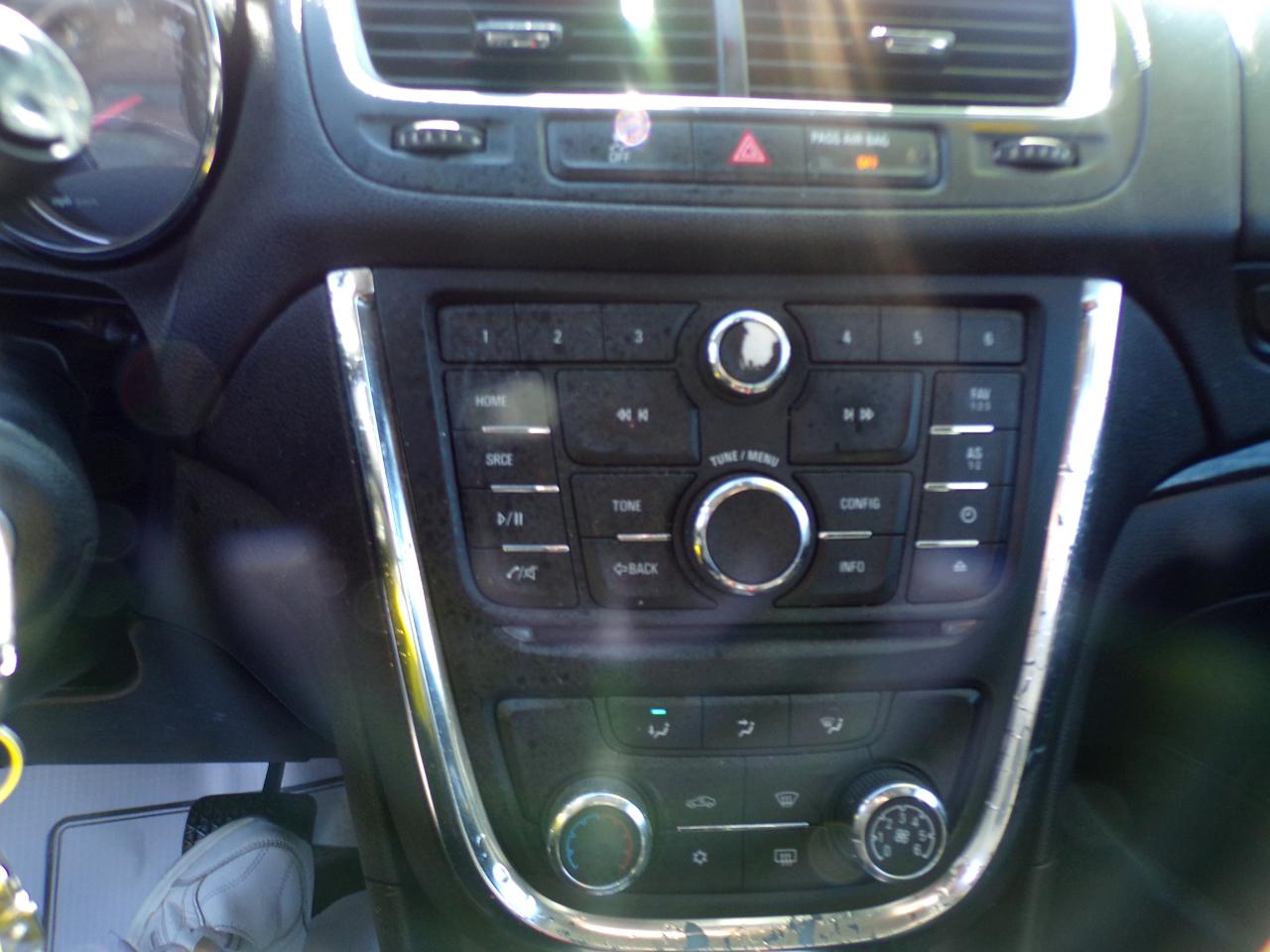 Buick Encore Base FWD 2015