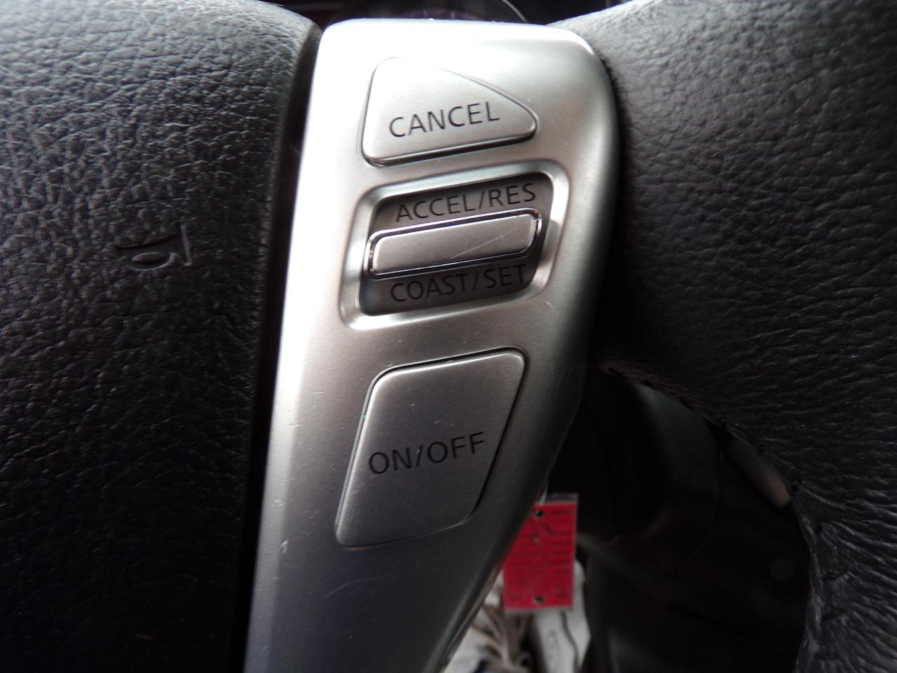 Nissan Versa Note S 2014