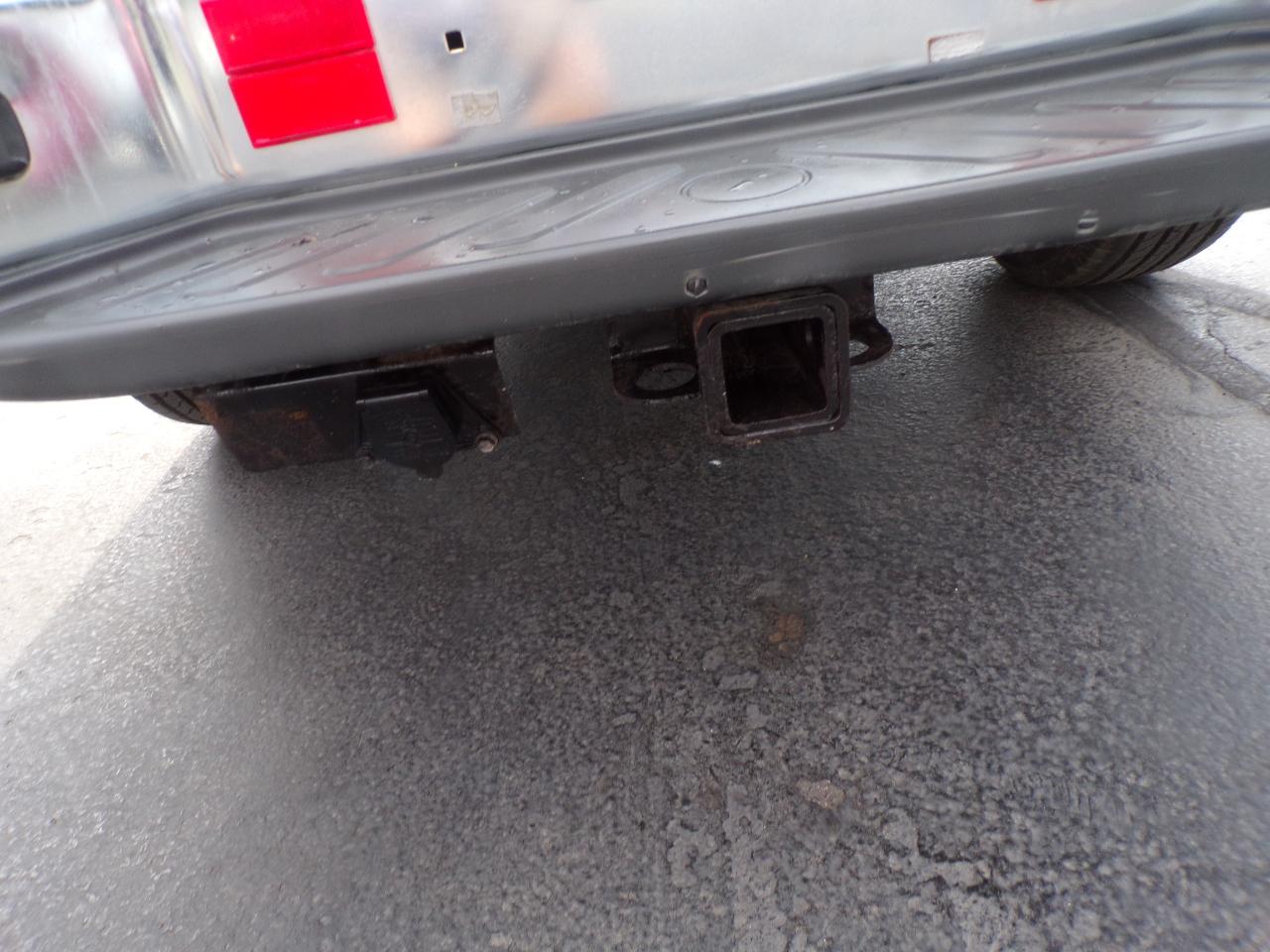 Nissan Frontier LE King Cab 4WD 2010