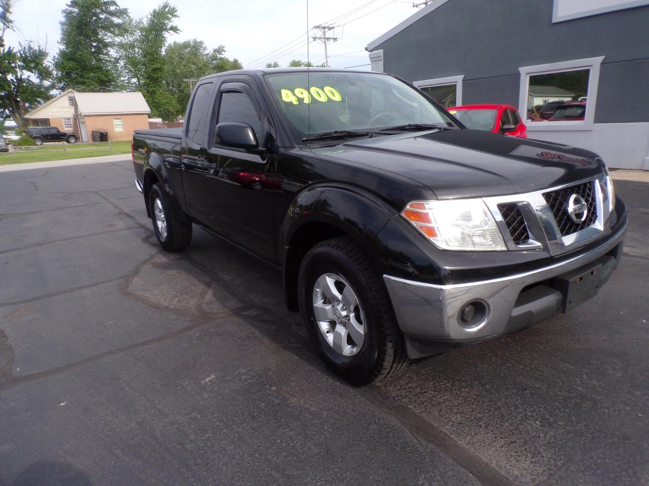 Nissan Frontier LE King Cab 4WD 2010