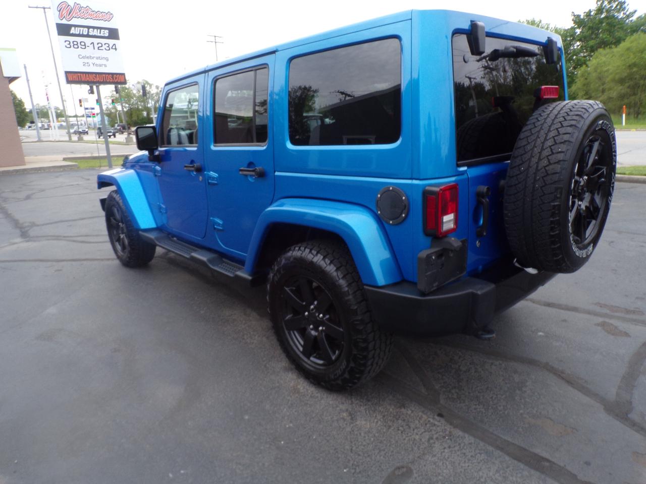 Jeep Wrangler Unlimited Sahara 4WD 2014