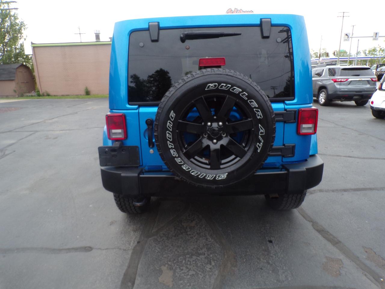 Jeep Wrangler Unlimited Sahara 4WD 2014