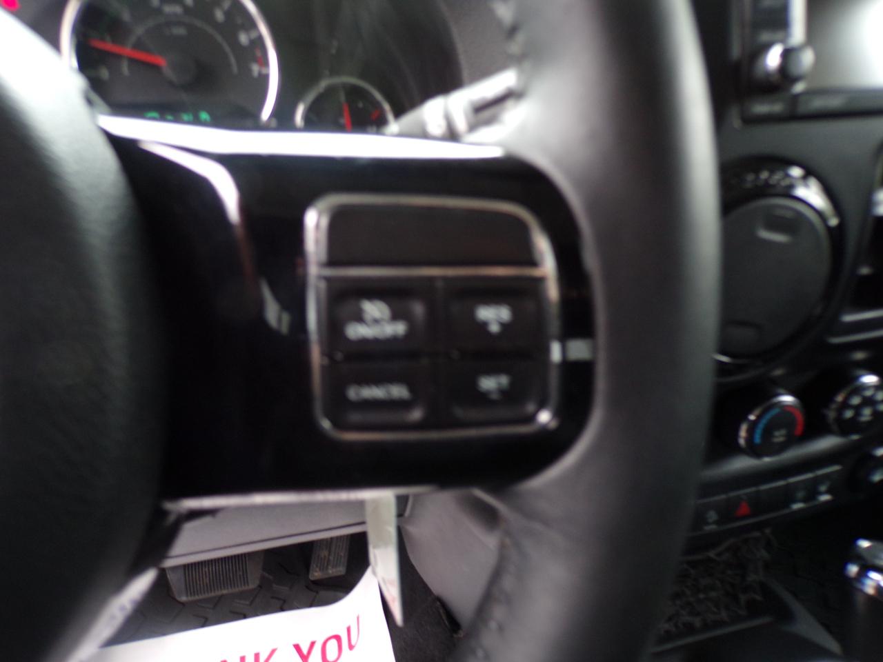 Jeep Wrangler Unlimited Sahara 4WD 2014