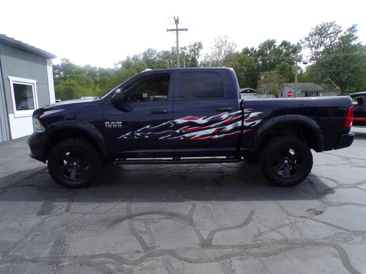 RAM 1500 Tradesman Crew Cab SWB 4WD 2014