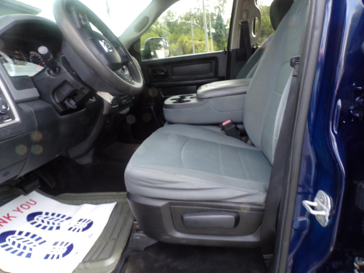 RAM 1500 Tradesman Crew Cab SWB 4WD 2014