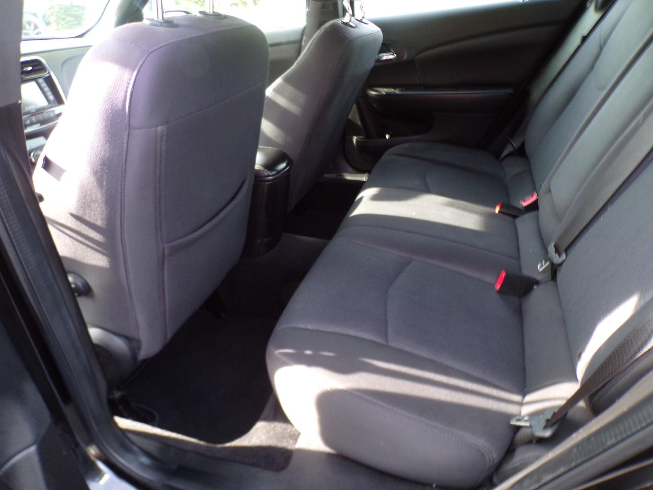 Chrysler 200 Touring 2013