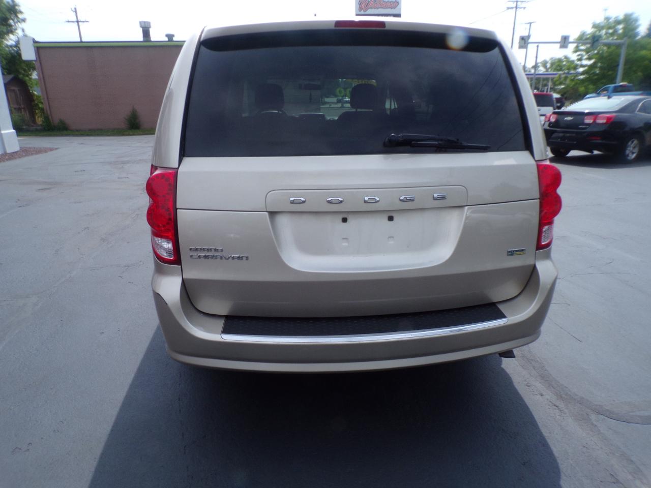 Dodge Grand Caravan SE 2013