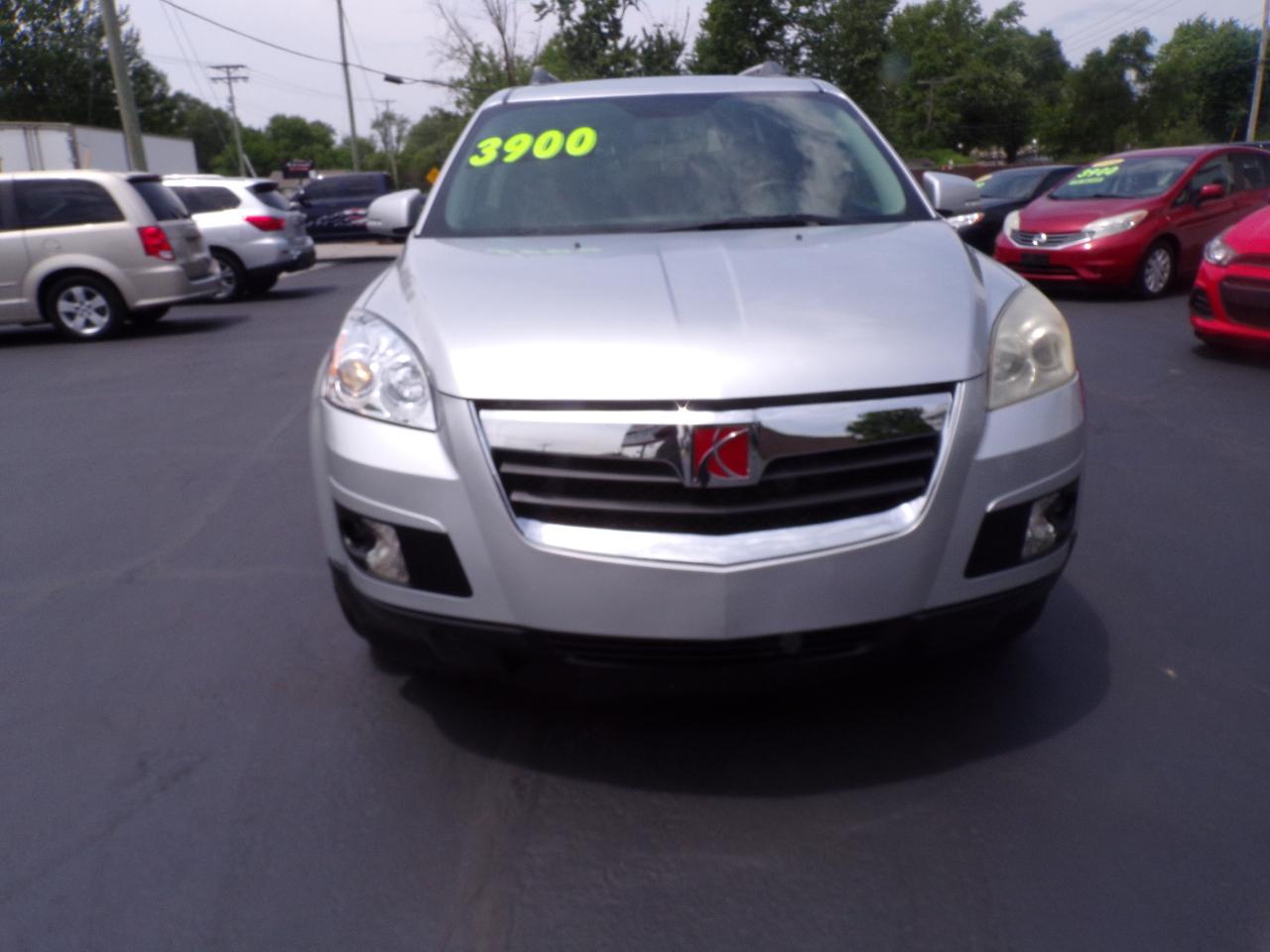 Saturn Outlook XR FWD 2010