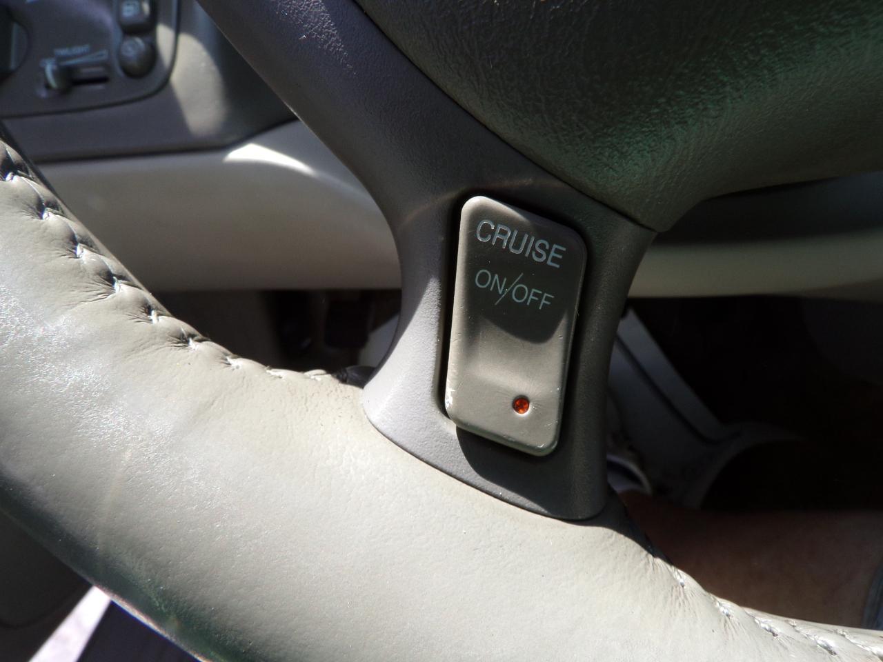 Cadillac DeVille Sedan 2005