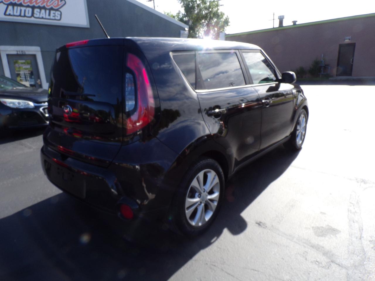 Kia Soul + w/Signature 2.0 Special Edition 2016