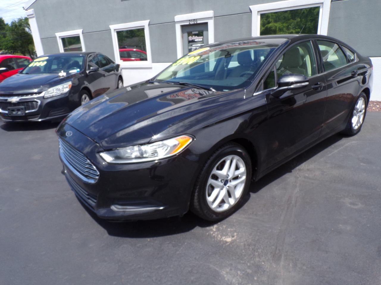 Ford Fusion SE 2015