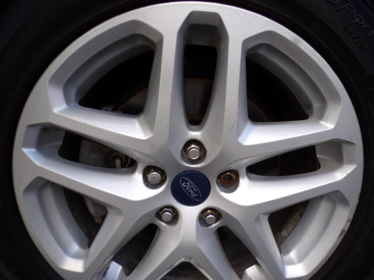 Ford Fusion SE 2015