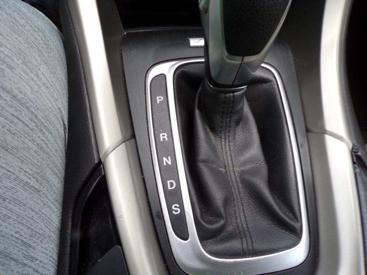 Ford Fusion SE 2015