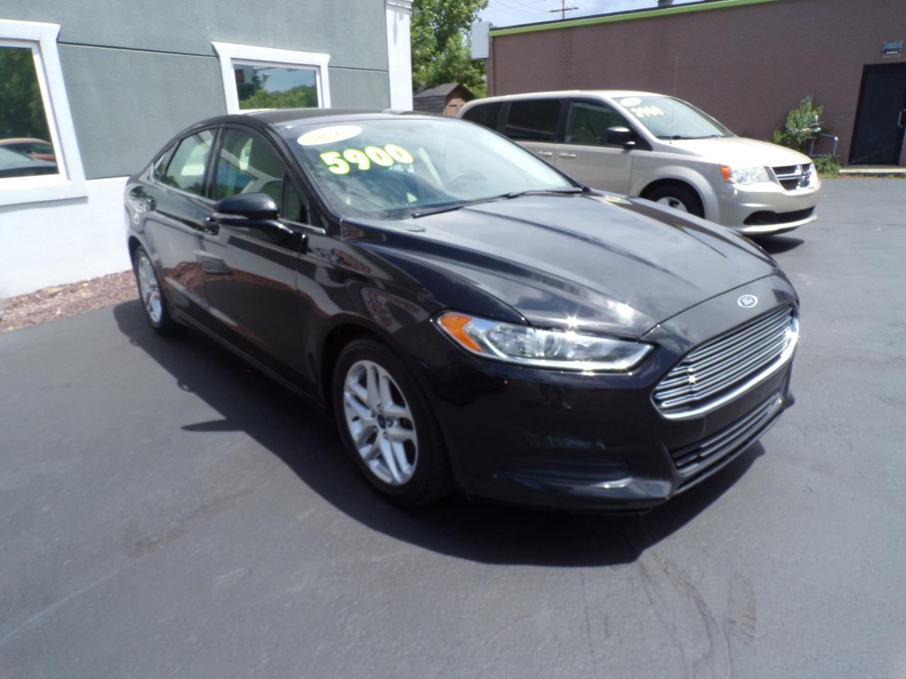 Ford Fusion SE 2015