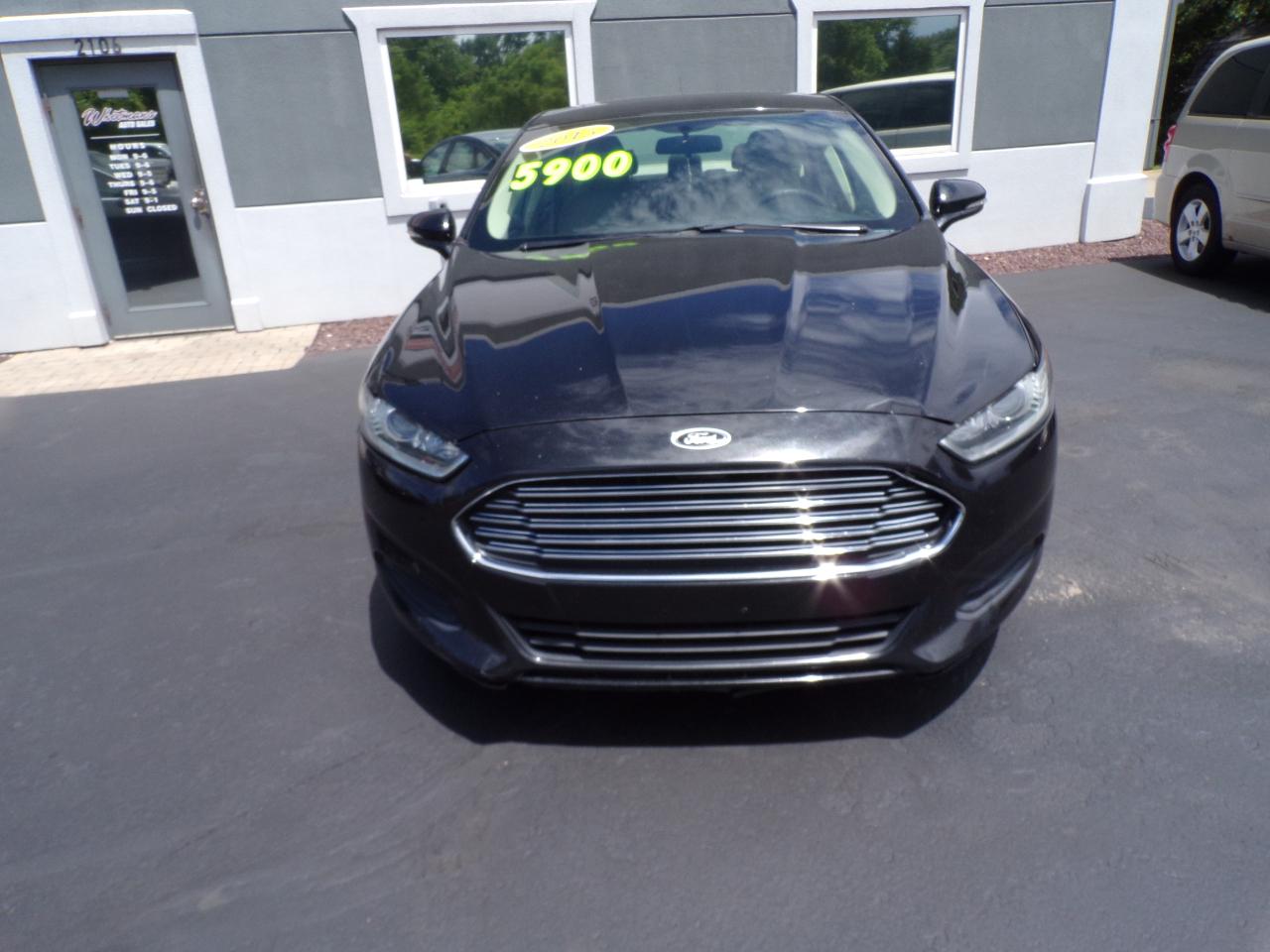 Ford Fusion SE 2015