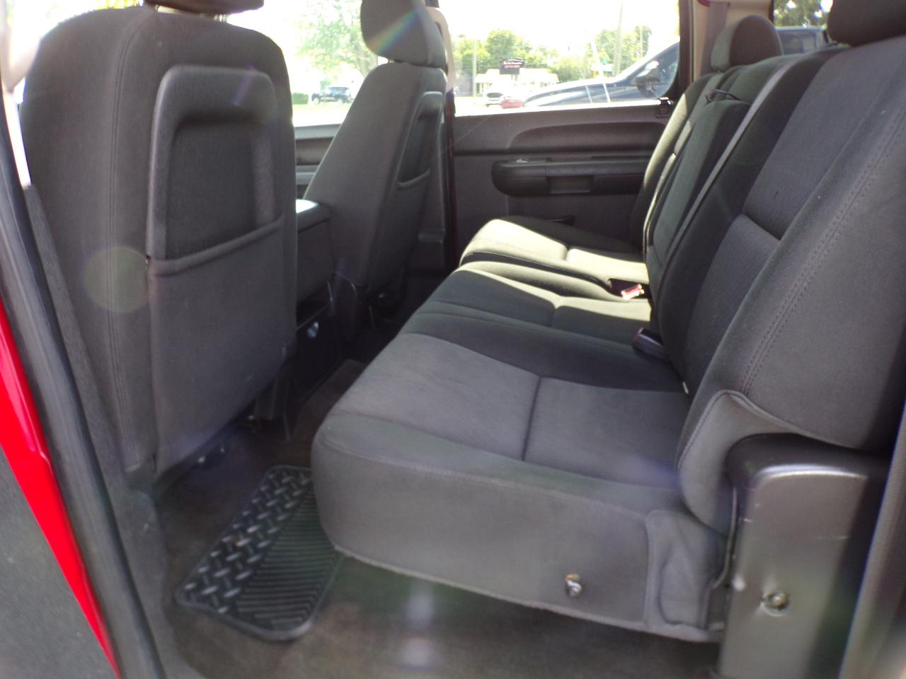 Chevrolet Silverado 1500 LT Crew Cab 4WD 2012