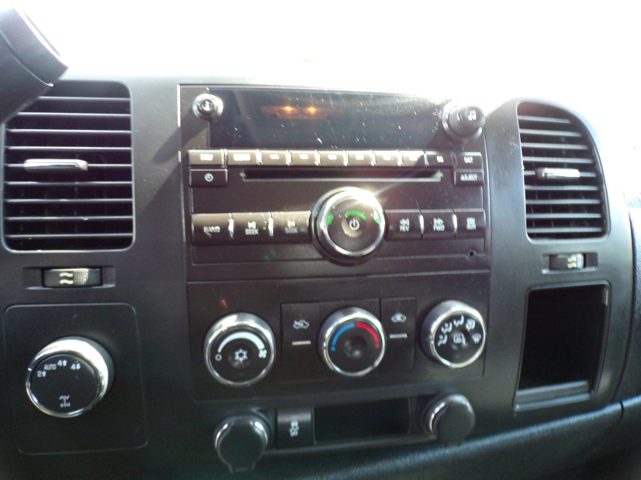 Chevrolet Silverado 1500 LT Crew Cab 4WD 2012